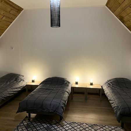 הוילה Comfortable House For 6 Guests In Saint-Come-Du-Mont מראה חיצוני תמונה