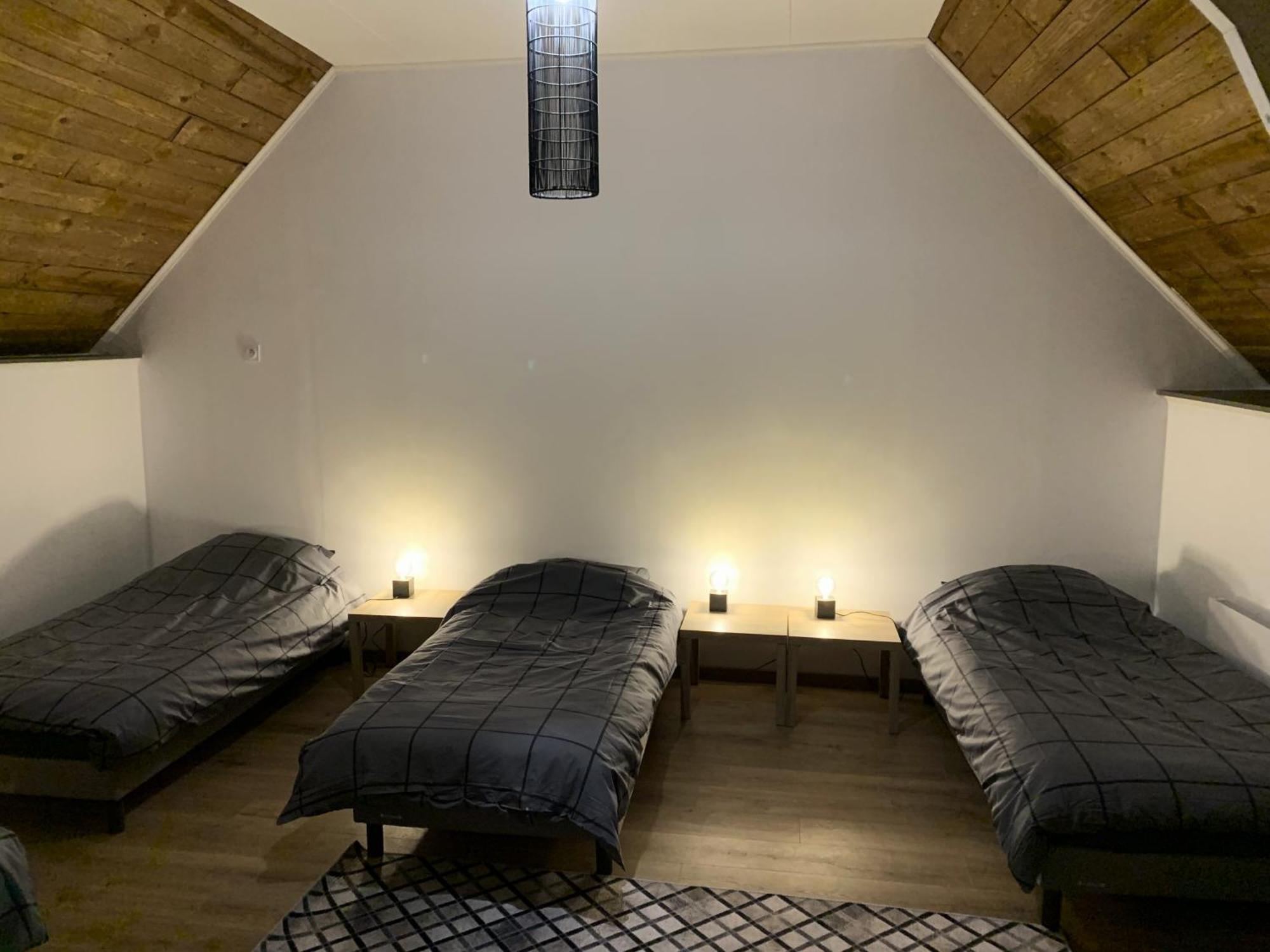 הוילה Comfortable House For 6 Guests In Saint-Come-Du-Mont מראה חיצוני תמונה
